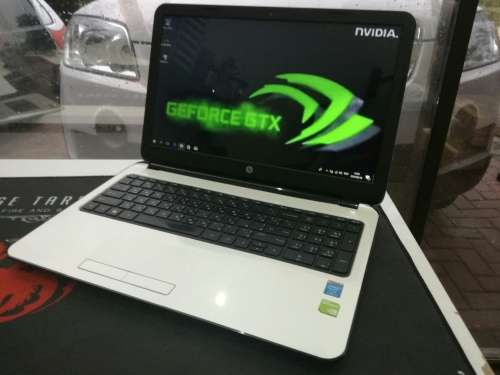 *GAMING SPEC*Beautiful Pearl White*HP 15*i7-4510U*8GB RAM*1000GB HDD*NVIDIA GEFORCE*DVD*HD DISPLAY*